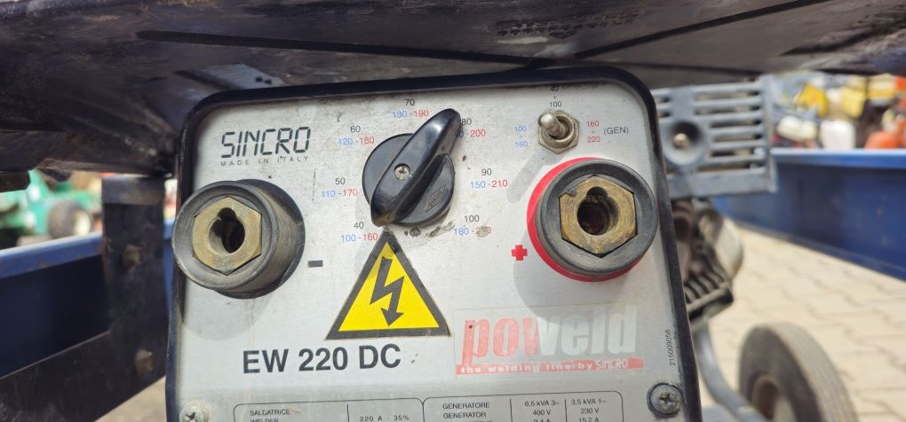 Agregat prądotwórczy Agregat spawalniczy SDMO VX220 fogo Honda