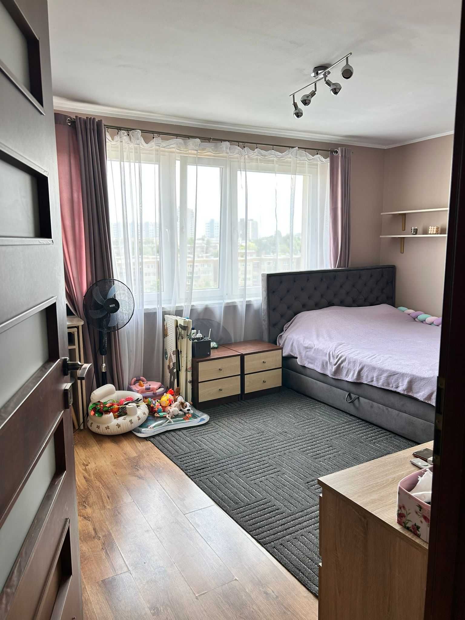 2pokoje + kącik dla dziecka/ osobna kuchnia/balkon/+parking oś H Tychy
