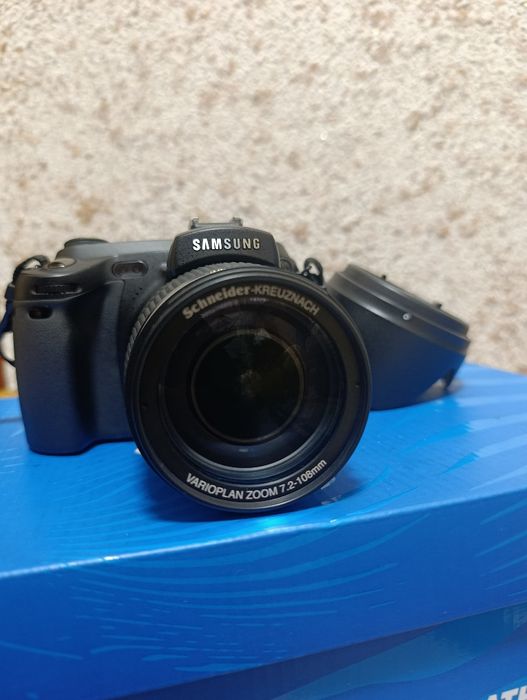 Фотоапарат Samsung Pro 815