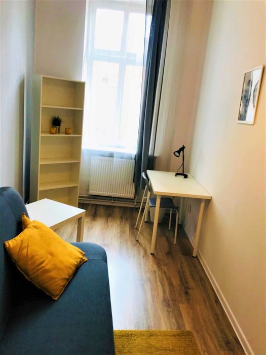 Pokój 1 -os. ul. Małeckiego 12 Poznań