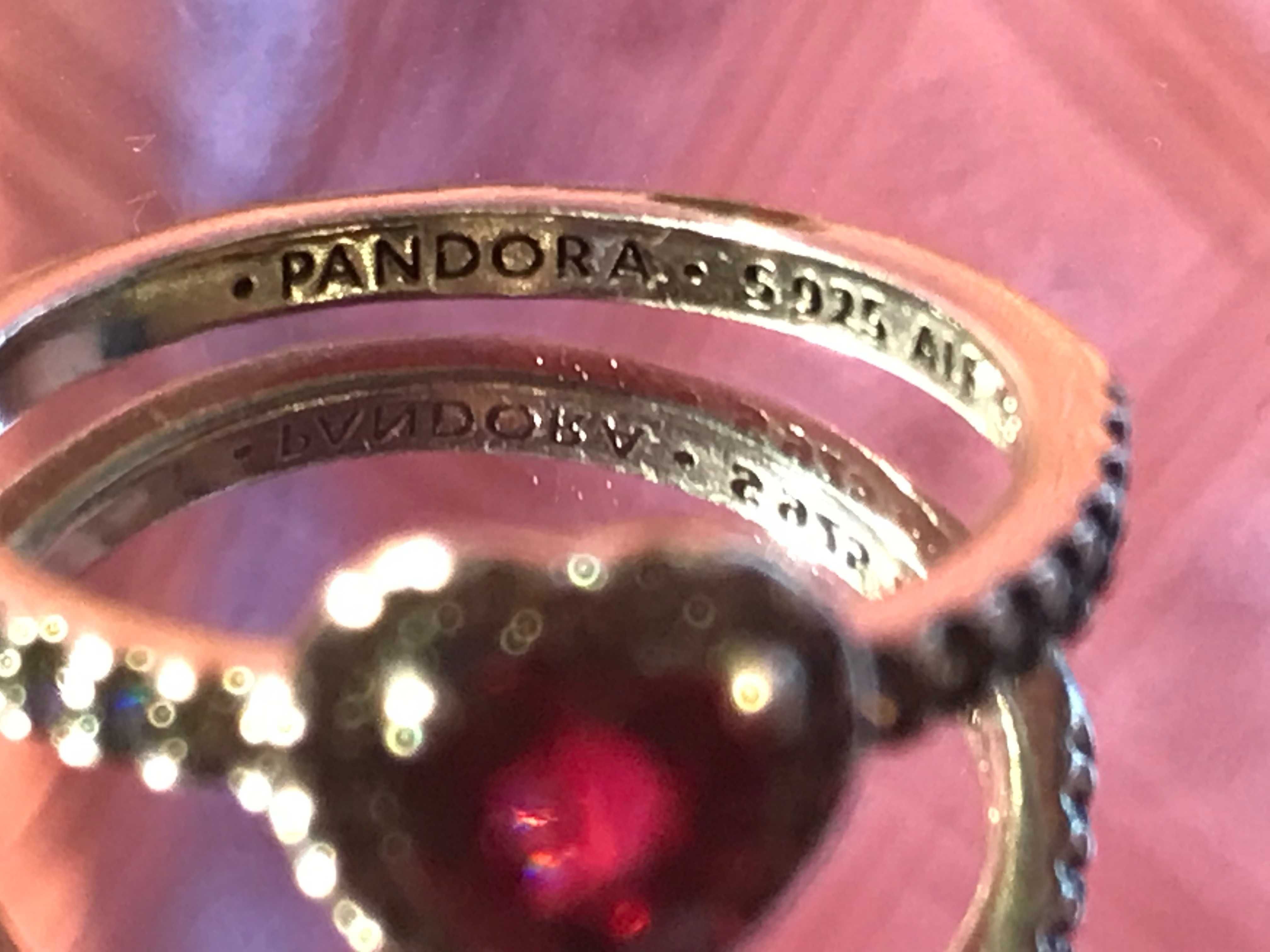 Каблучка "Червоне серце" Pandora