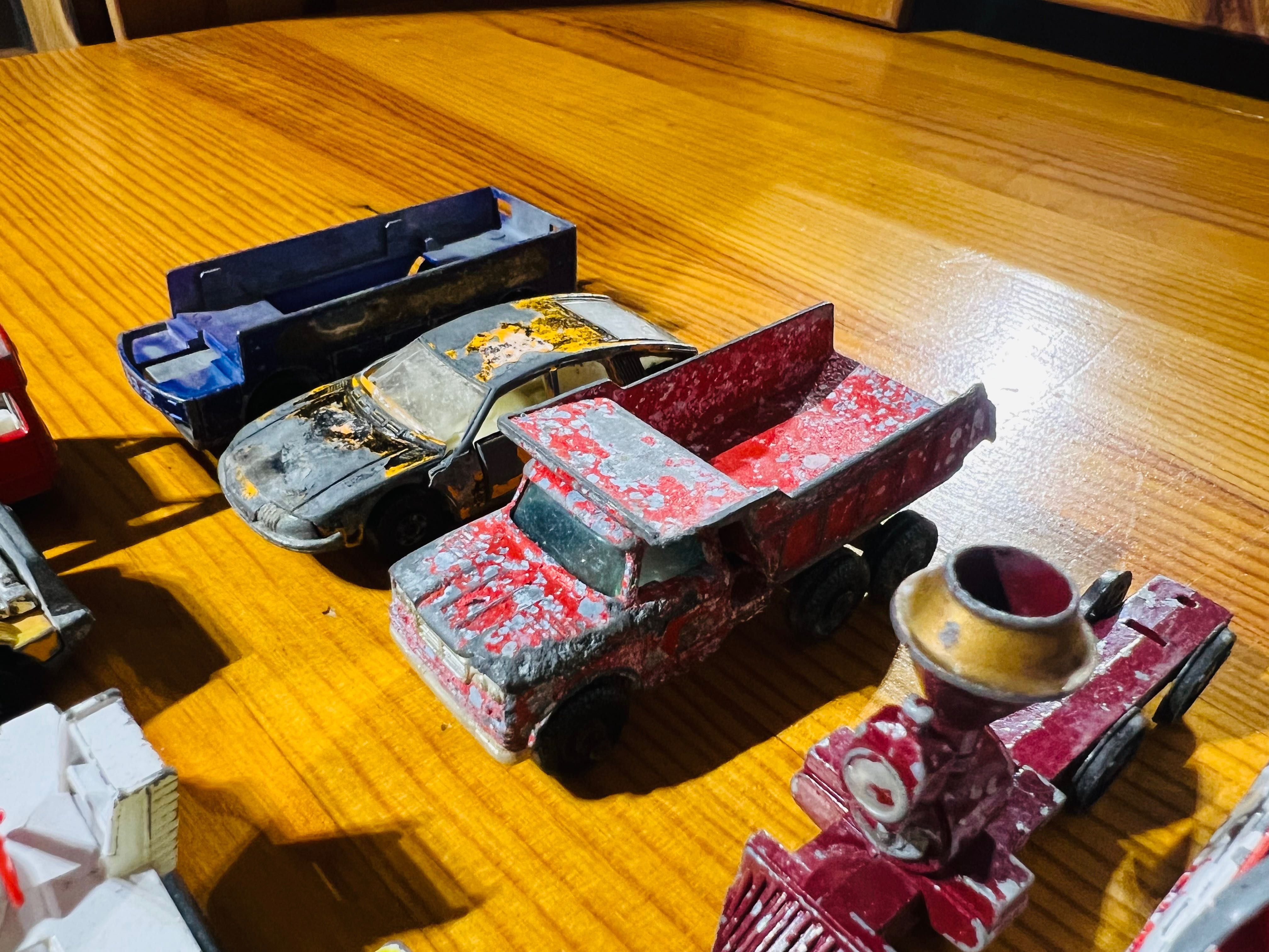 MATCHBOX dumper truck MAJORETTE CORGI Yatming Model Resoraki Zabytkowe