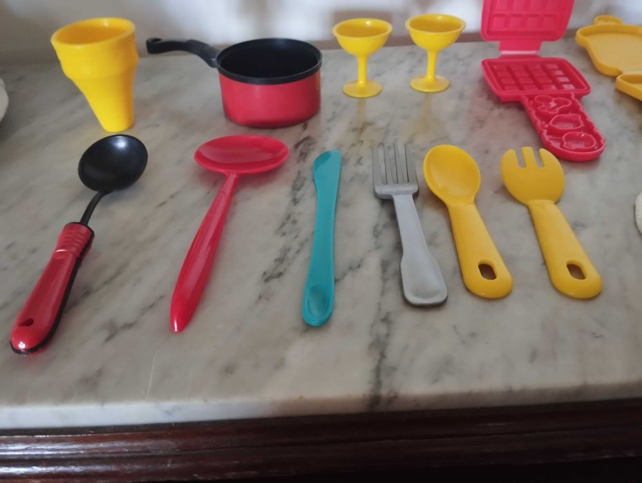 Conjunto de cozinha para brincar.