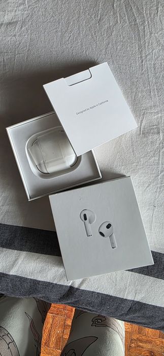 Airpods ( apenas o esquerdo) 3.º geracao