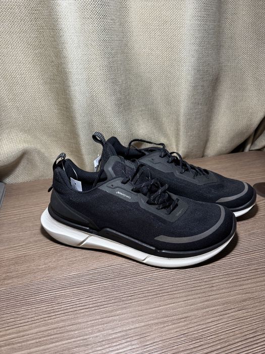 Кроссовки ECCO новые, оригинал