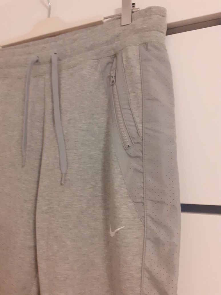 Spodnie dresowe damskie Nike