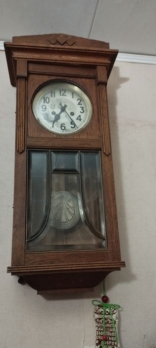 Часы Gustav Becker 19 век