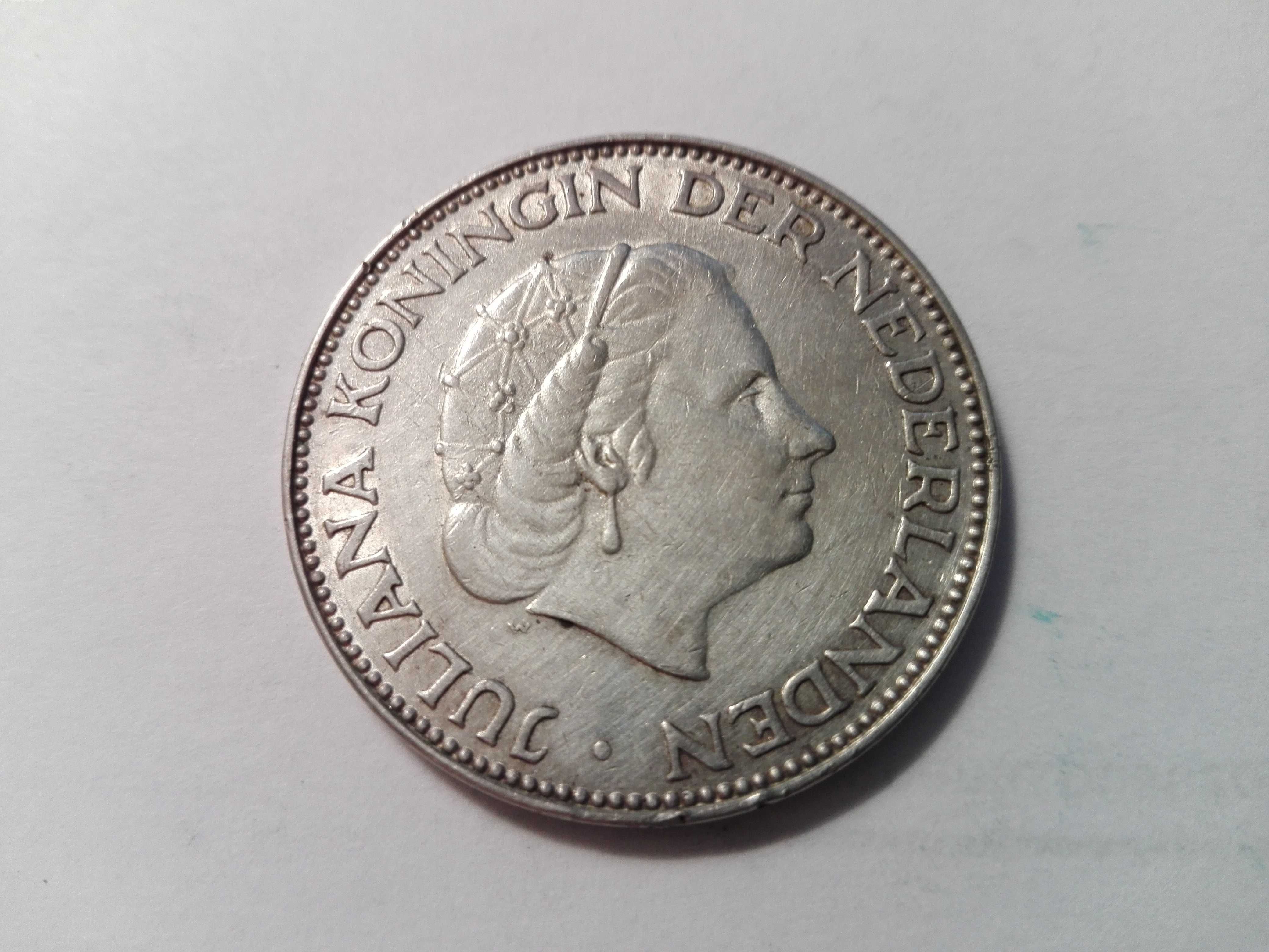 Holandia  2½ guldena srebro, 1 i 5 guldenów, 10 centów