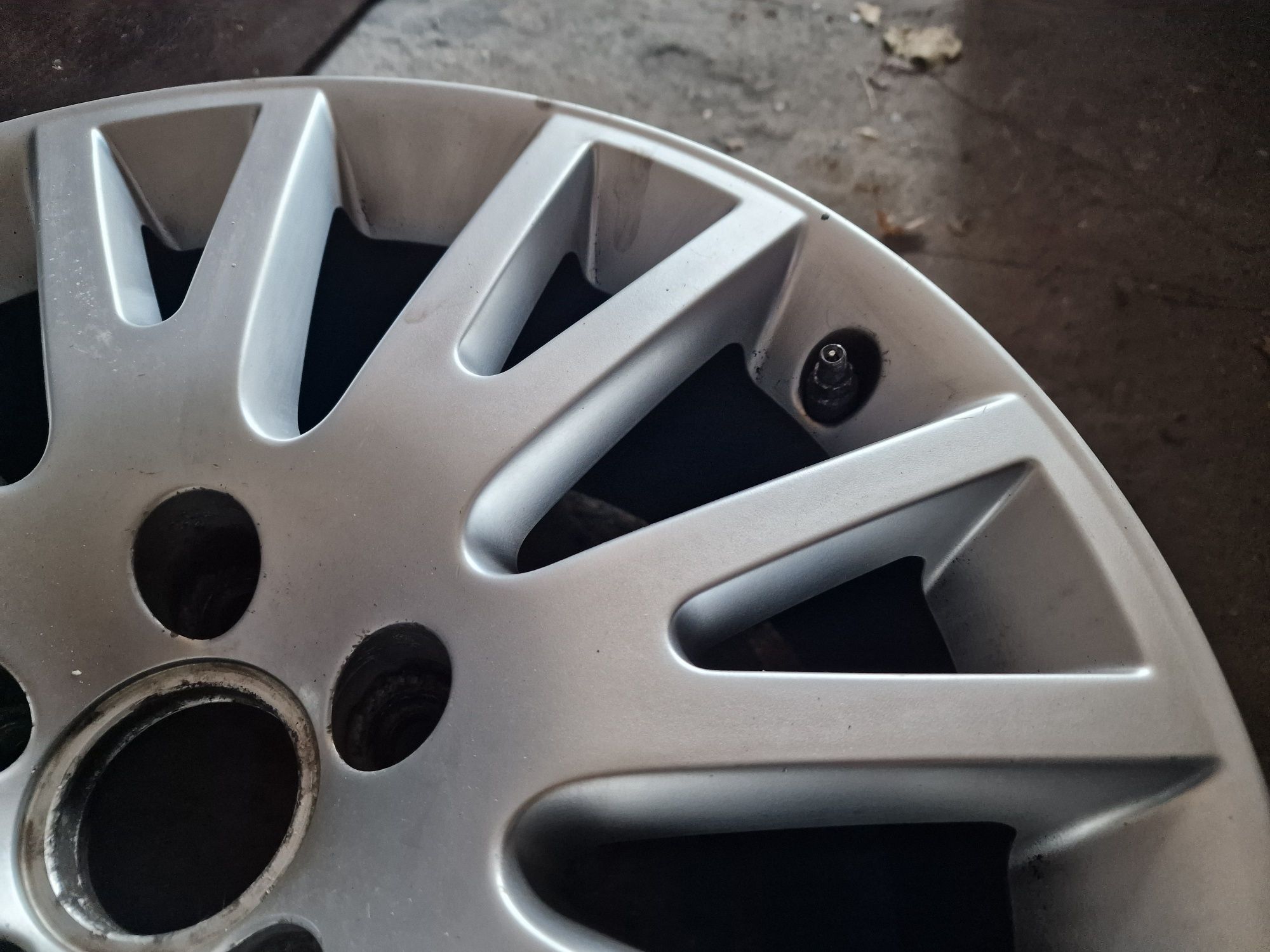 Felga alufelga 17 AUDI A6 C6 A4 B7 7.5Jx17 H2 ET45 aluminiowa z oponą