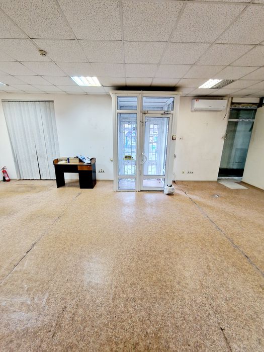 Вул. Костенко! 100кв.м в центрі міста!