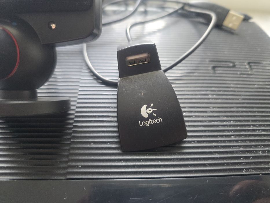 Konsola PS3 z kamerą i 5 grami