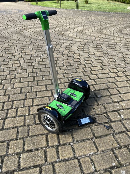 Pojazd Kawasaki typu Segway