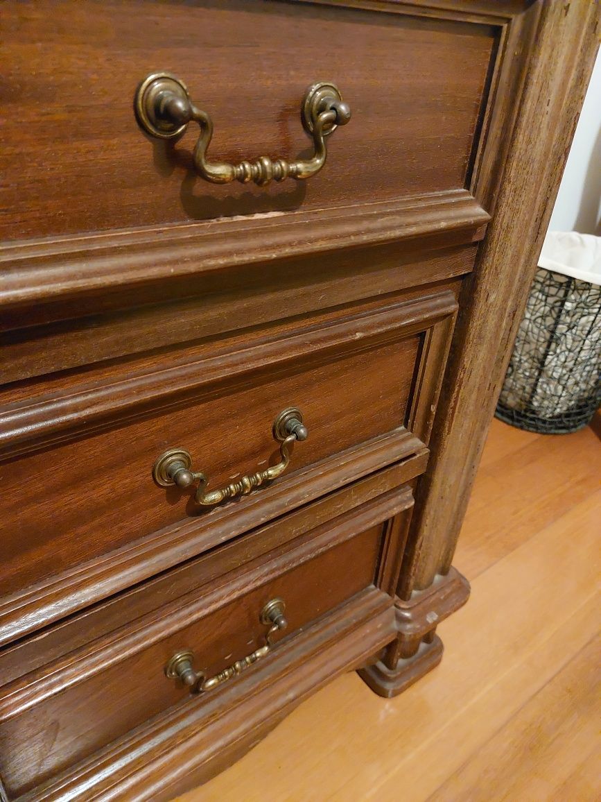 mesa de cabeceira