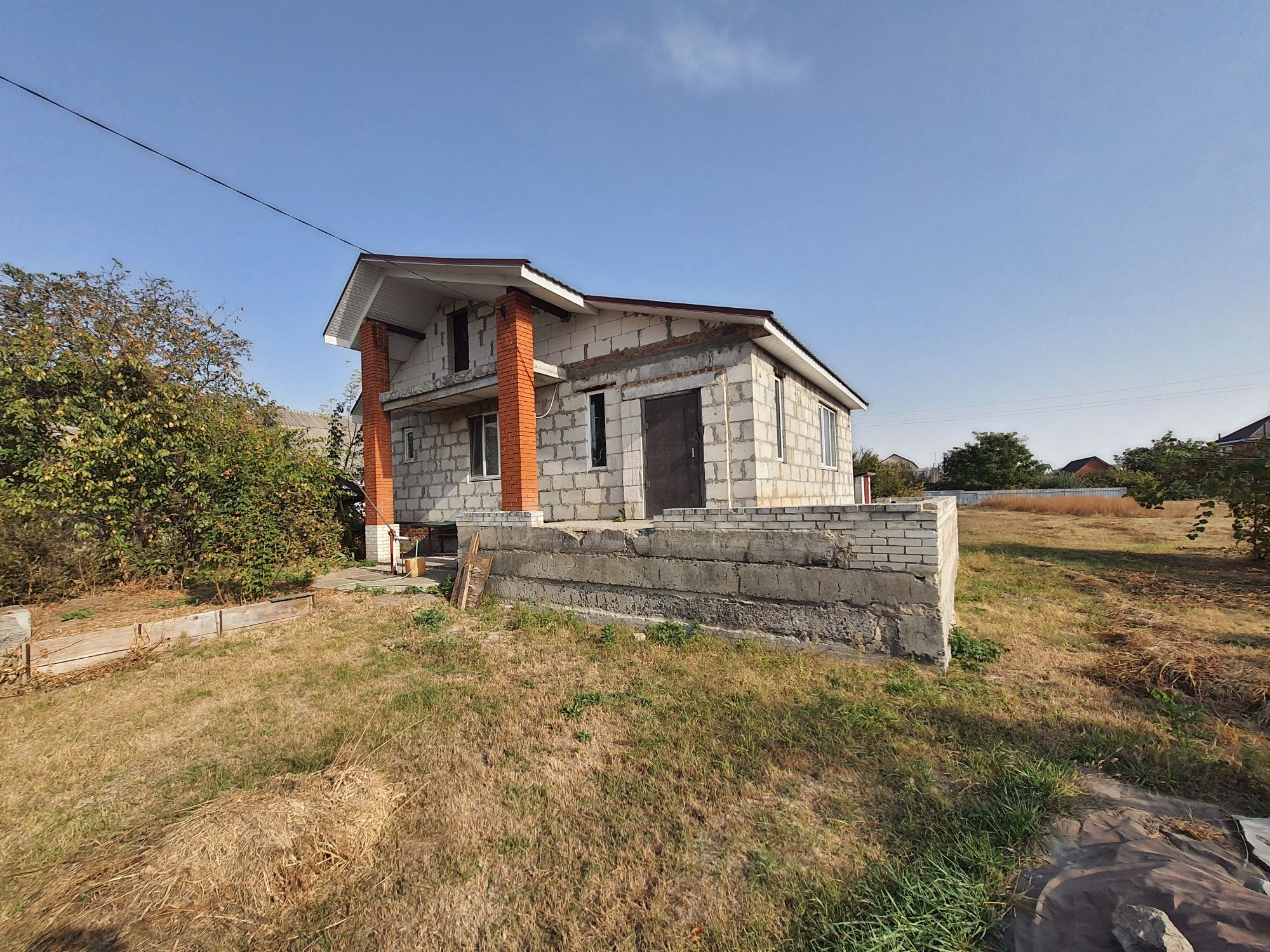 Продам Будинок с. Іванків, 20 соток, 120м2, 31Кв- елек. асф.під'їзд!