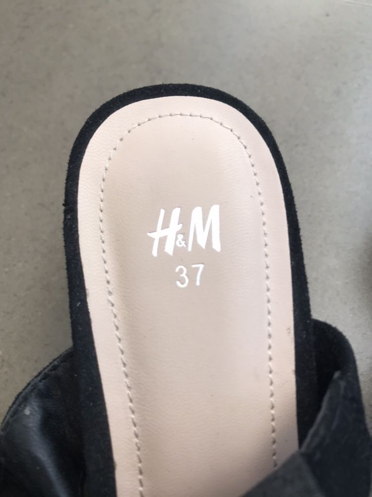 Sandálias pretas com salto H&M (35) como novas