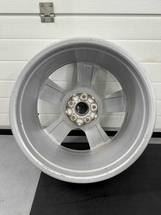 Диски 5x112 R19 Audi e-tron A4 A5 A6 Q5 Q7 A5 A6 A7 Volkswagen Skoda