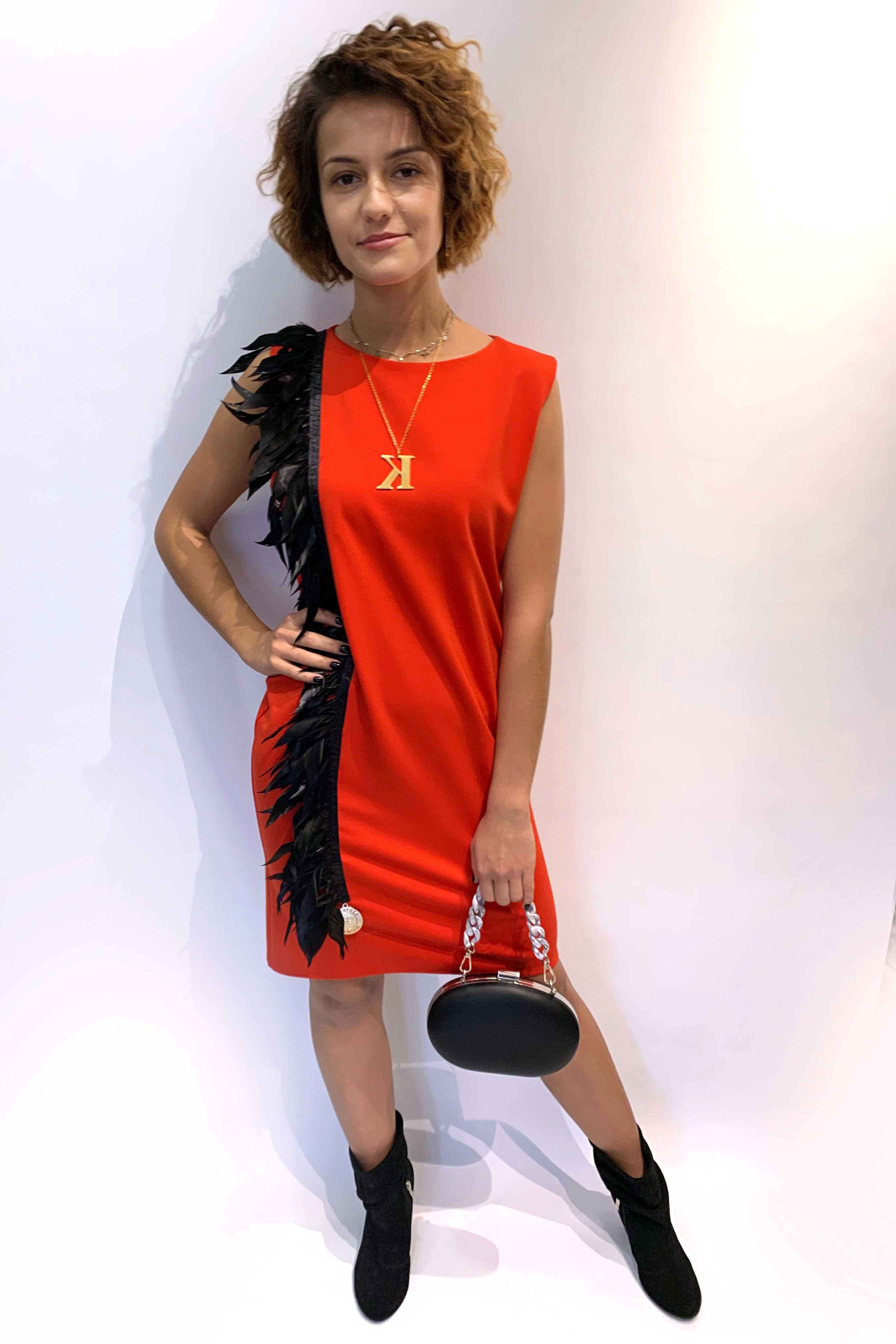 Paparazzi Fashion czerwona sukienka z piórkami M L PRZECENA