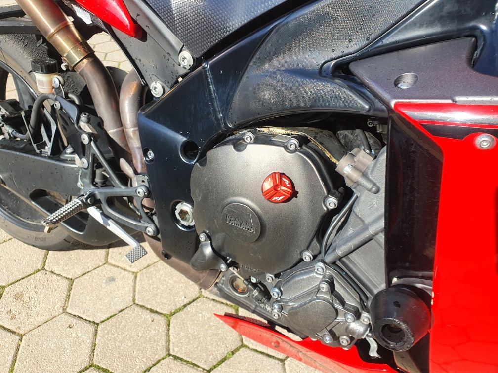 Yamaha R1 2014. 12000€