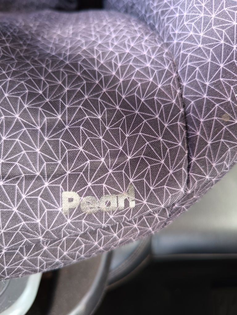 Fotelik maxi Cosi pearl z baza family fix 9-18 kg