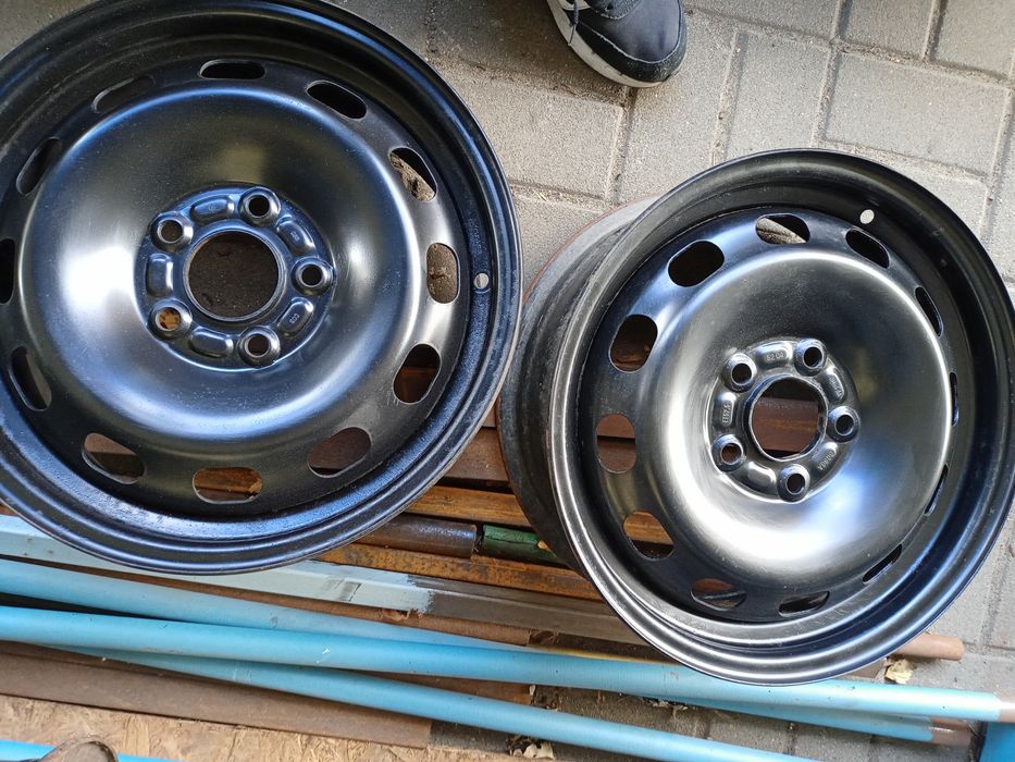 Felgi ford 15 tki komplet 4 szt