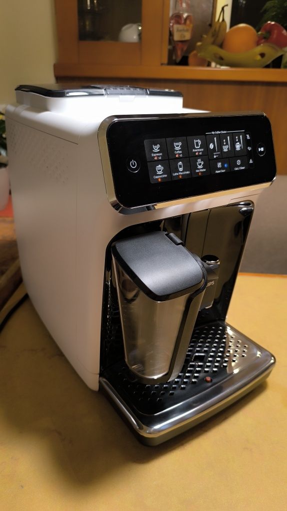 Ekspres kawy Philips lattego EP3243/50 super stan