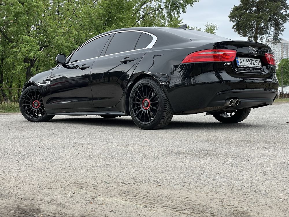 Срочно продам Jaguar xe 2.0 дизель 180 лс