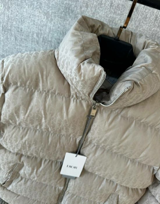 Casacos dior nunca usado