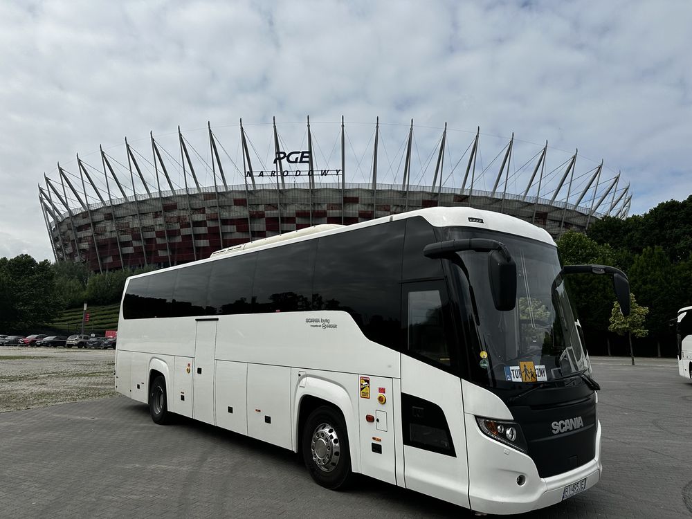 Autokar, bus, mini bus, wynajem, transport osób, wycieczki, transfery.