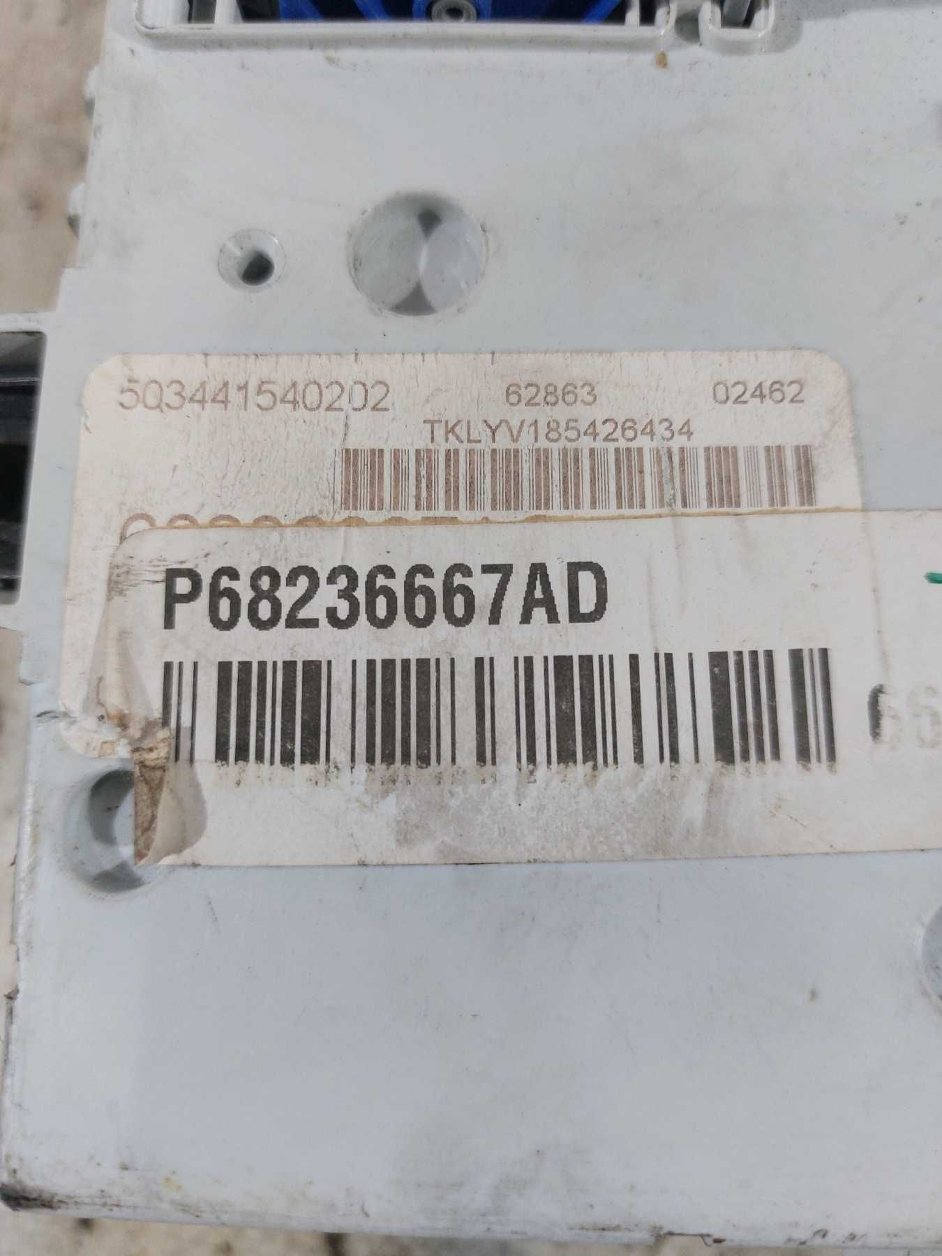 Jeep Cherokee 14- Блок BCM body control module / Джип Чероки