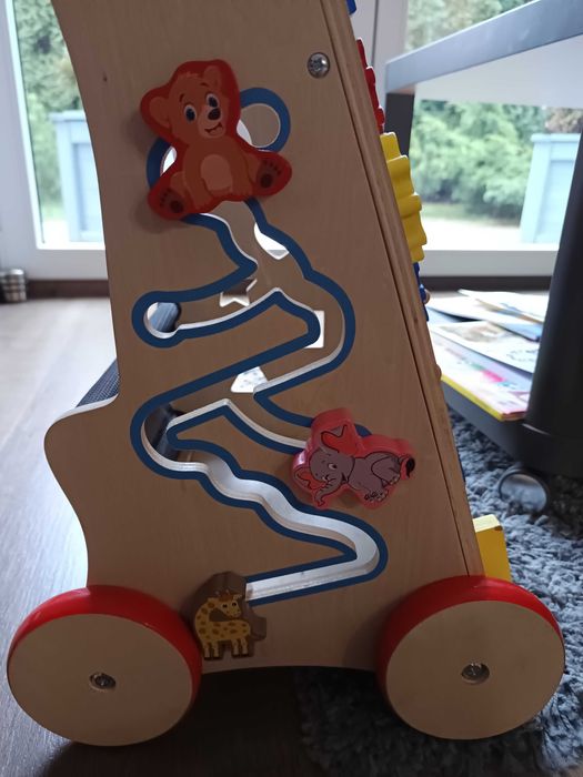 Chodzik pchacz dla dziecka