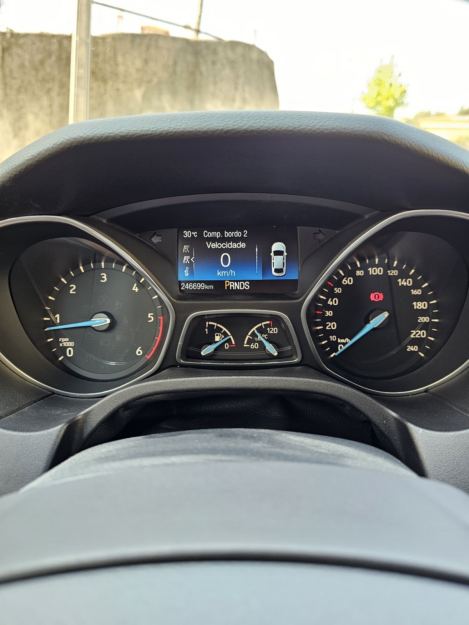 Ford Focus Automático