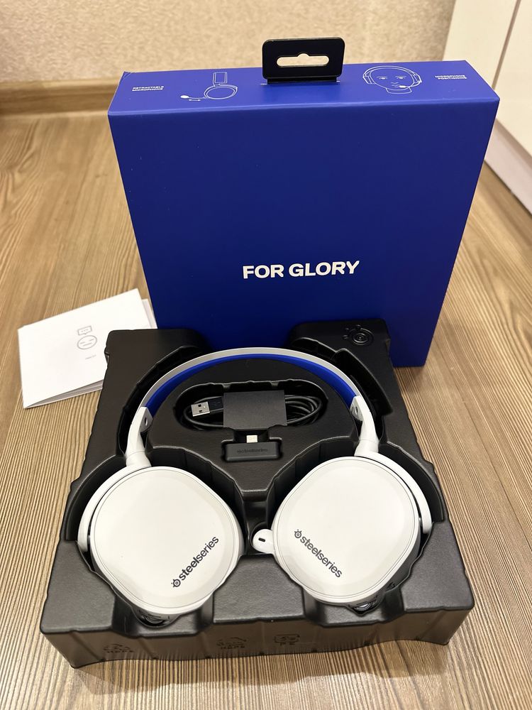 Навушники з мікрофоном SteelSeries Arctis 7P+