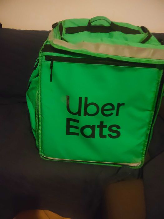 Vende se mala Uber Eats
