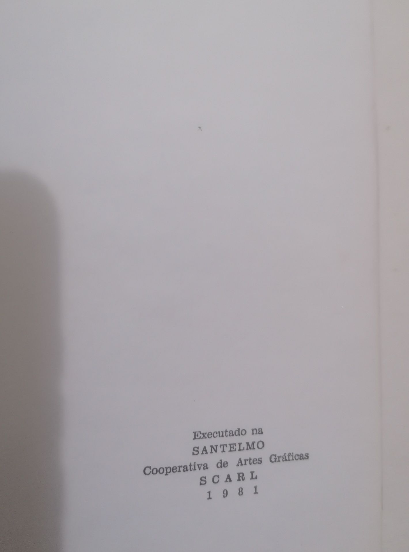Livro de António Quadros. Fernando Pessoa Vida, personalidade e Génio
