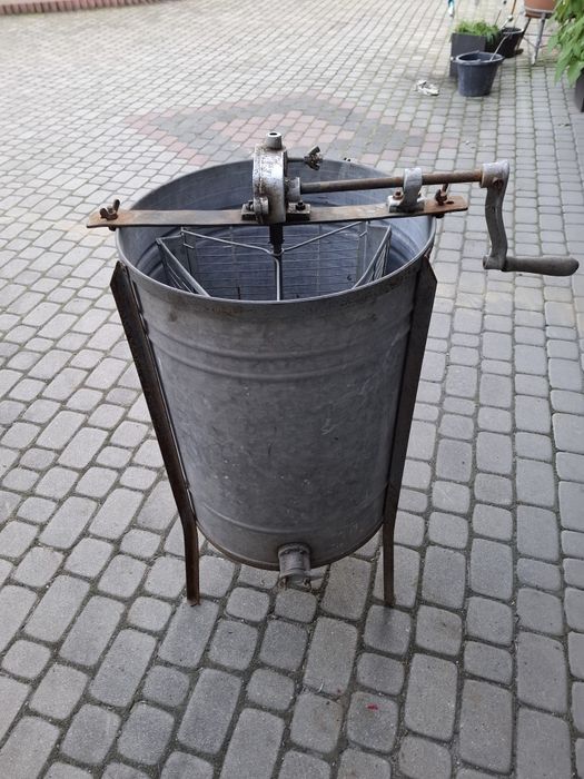 Miodziarka miodarka wirówka do miodu trzyramkowa