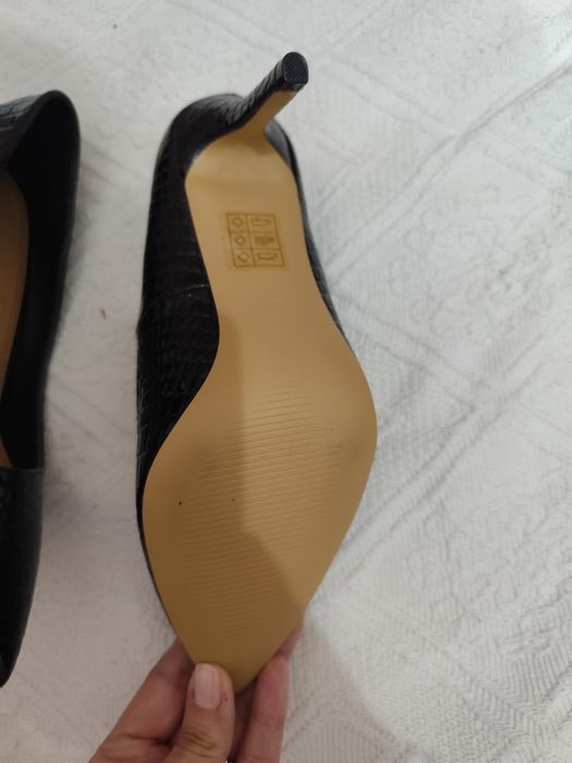 Sapatos pretos Marypaz