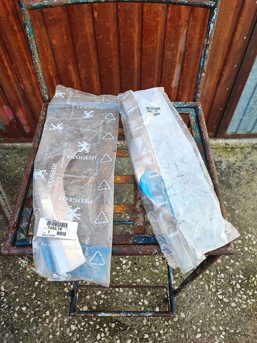 - Peugeot 605 (restyle) frisos