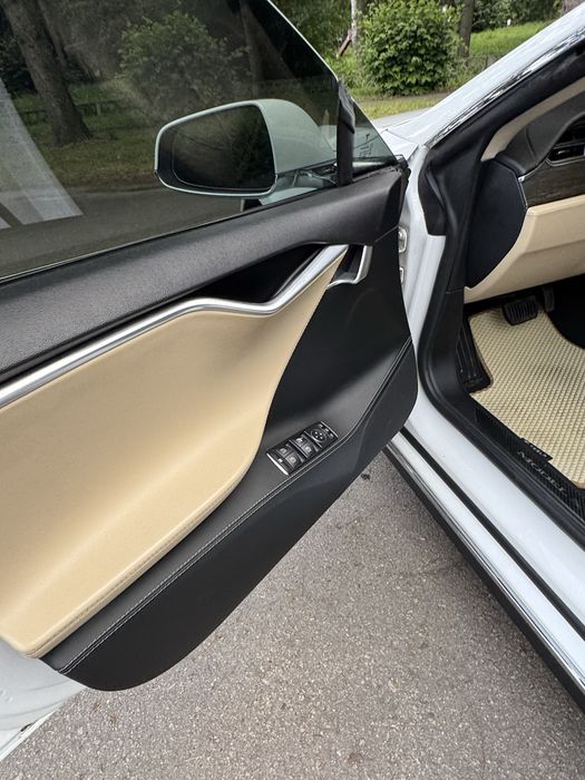 Tesla Model S 85 Kw без дтп