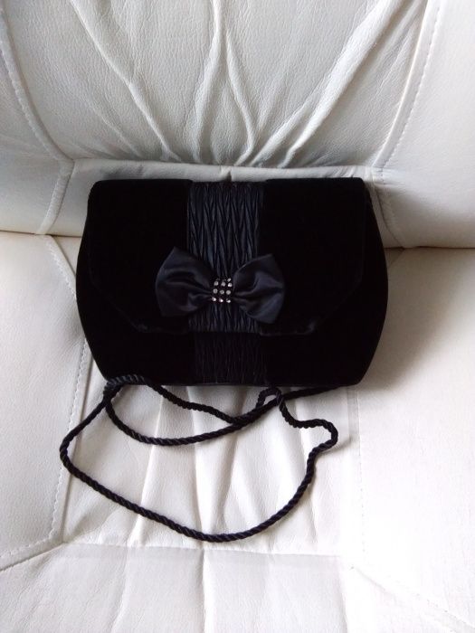 Mala cerimónia preta nova