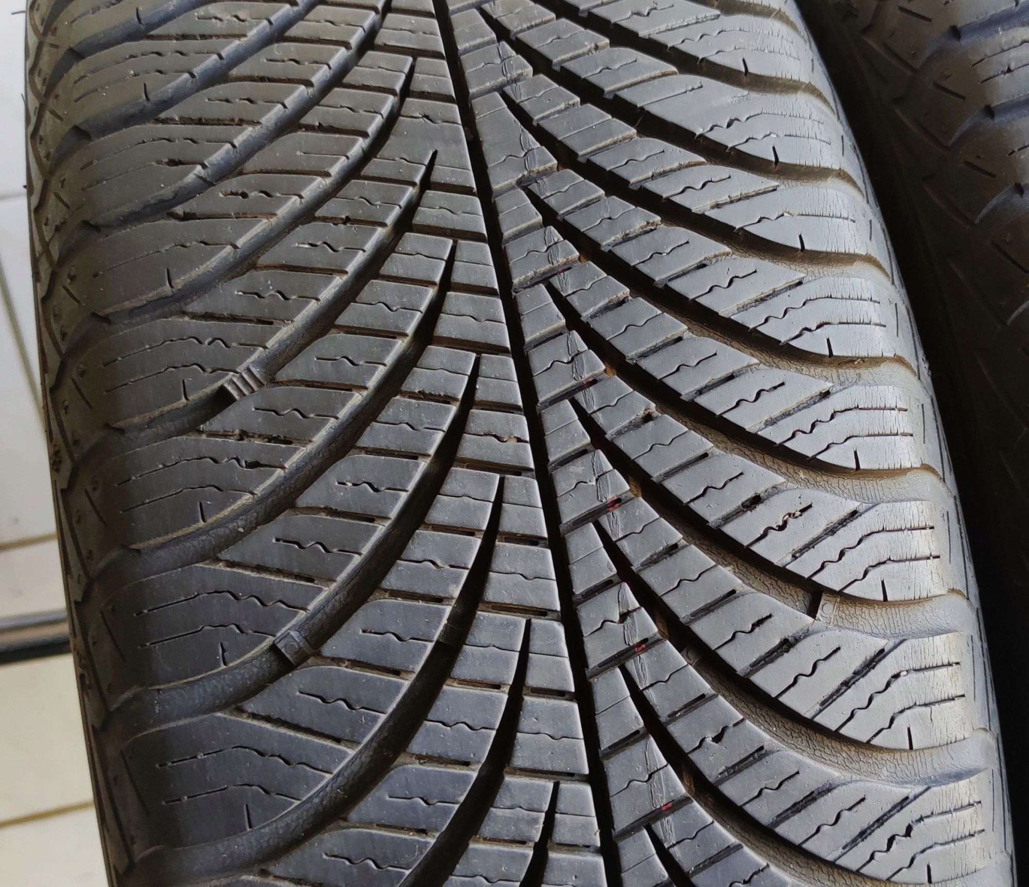 Opona 185/60/15 Goodyear 6,07mm 2018r 2szt.= 260zł C