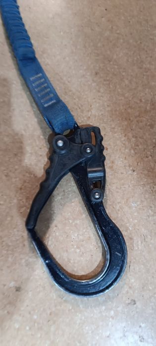 podwójna lonża bezpieczeństwa z absorberem energii