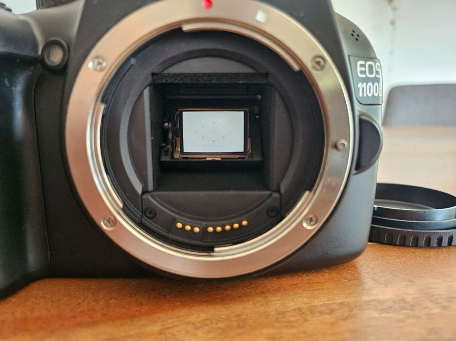 Canon EOS 1100D objetiva 18-55mm