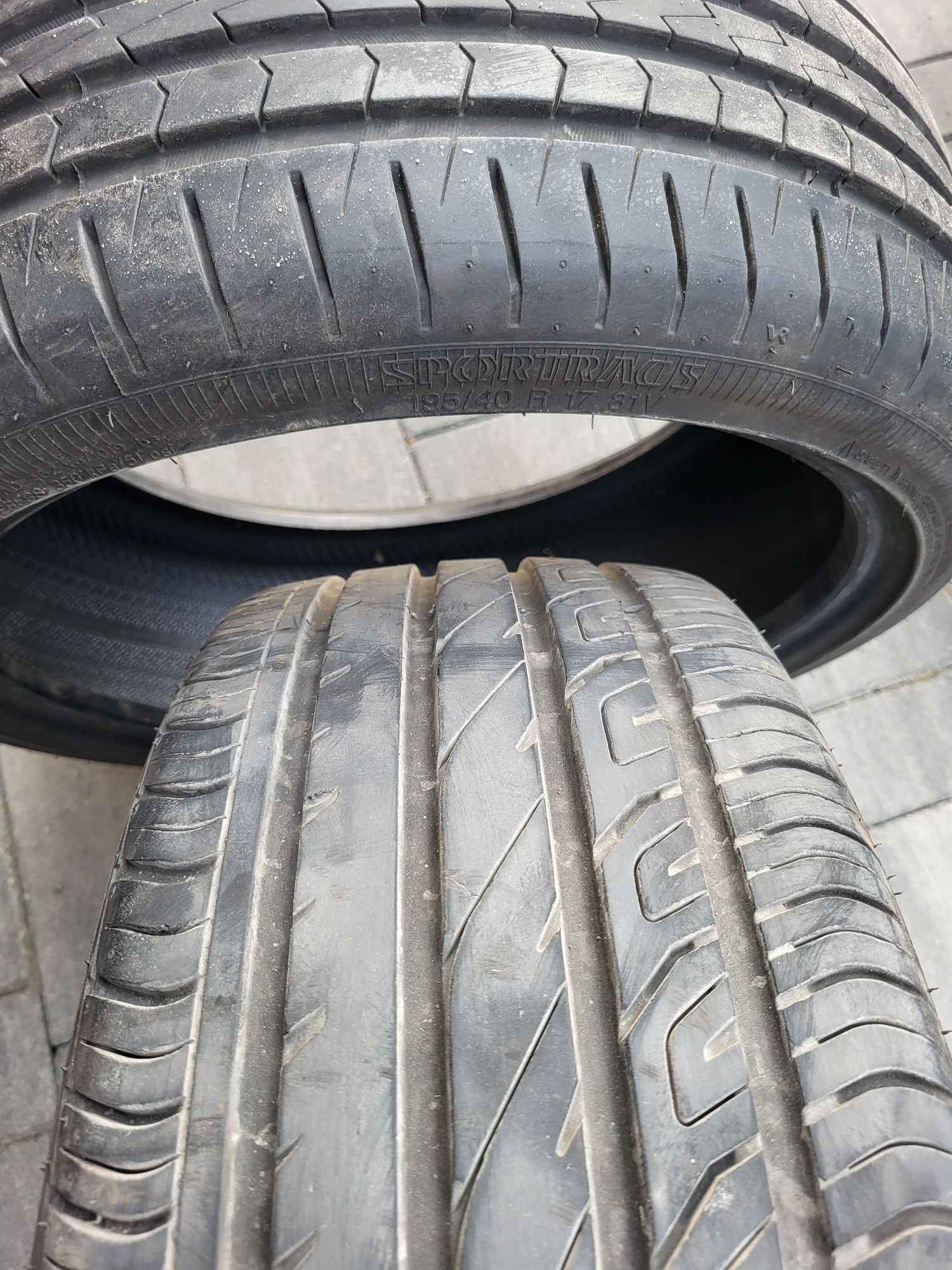 Opony letnie 195/40R17 Vredestein Comforser