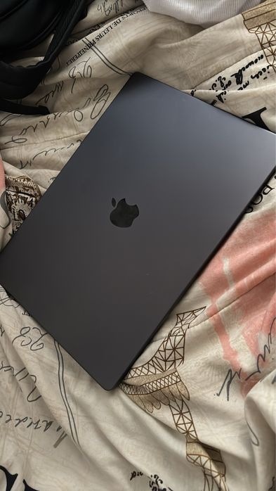 Macbook 16 M3 MAX