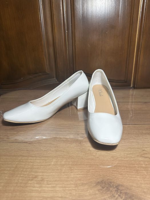 Туфлі весільні б/у