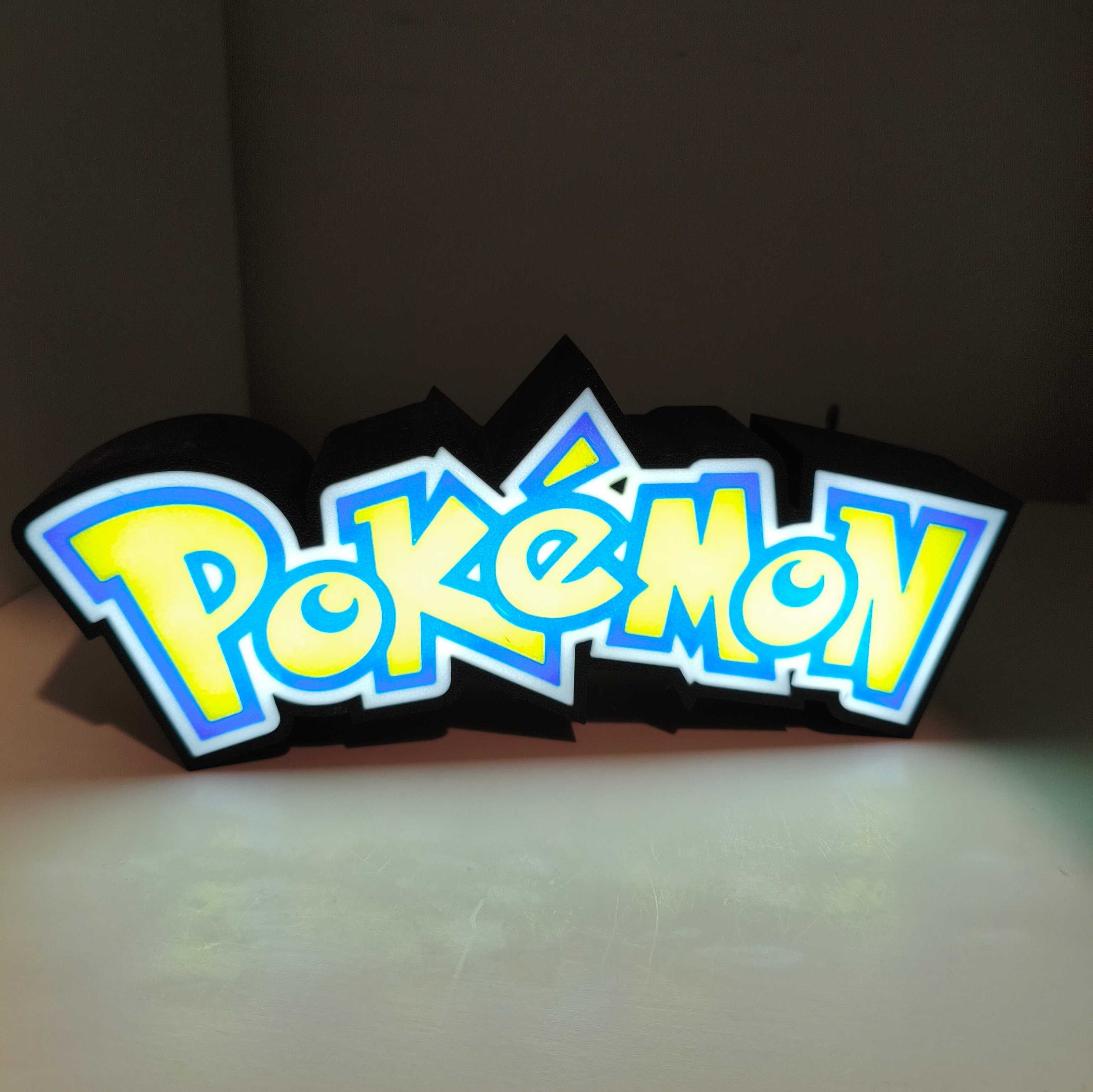 Candeeiro luz de presença Pokemon com tomada e ligação usb.