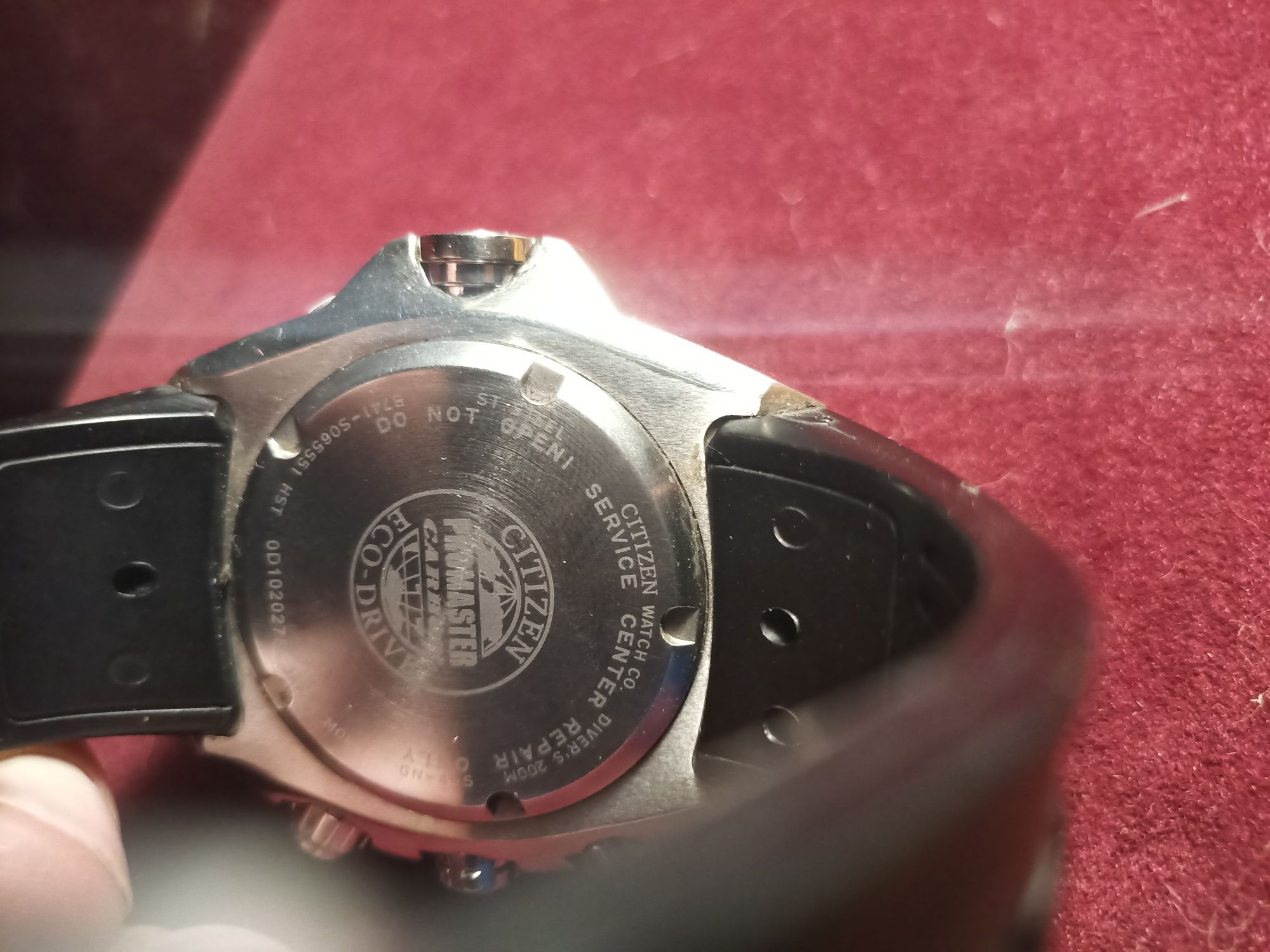 Citizen Eco-drive promaster carbon divers 200m seiko tissot