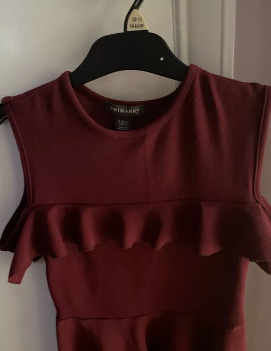 Бордова сукня з відкритими плечима для дівчинки з Primark, вік 12-13