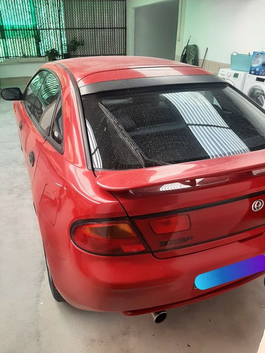 Mazda 323f 1.5 90cv