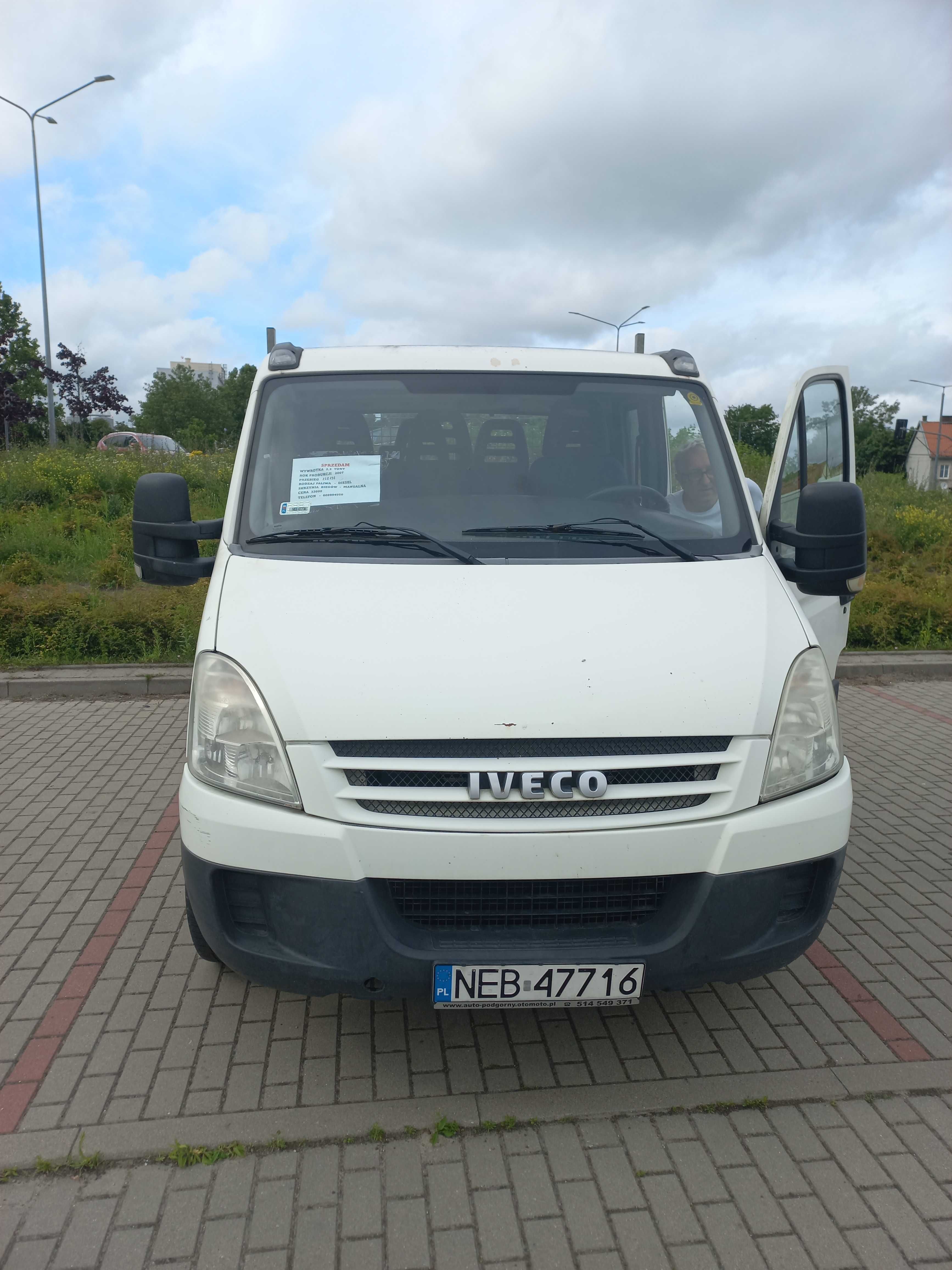 Sprzedam Iveco 7 osobowy